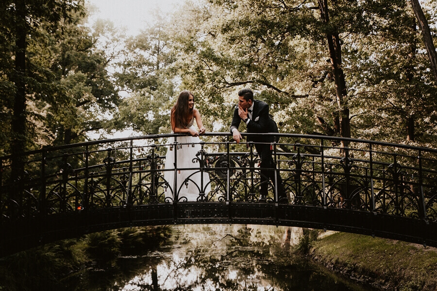 sesja ślubna w parku w obiektywie Marii Pajek