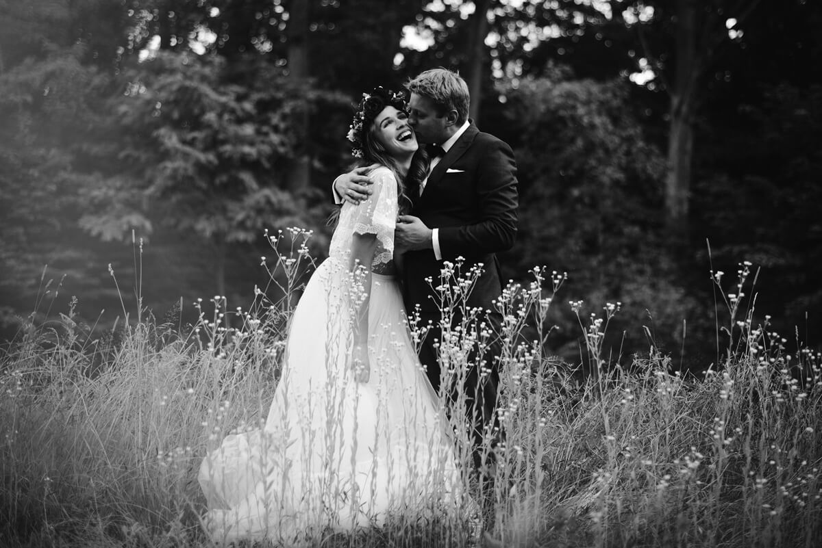 sesja ślubna w stylu boho w lesie