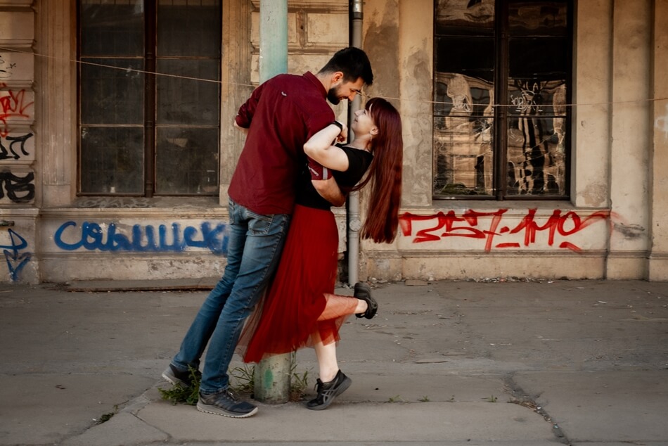 miejska sesja narzeczeńska we Wrocławiu